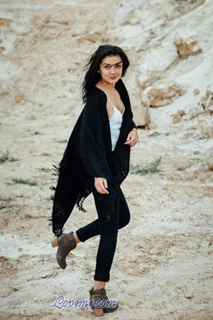 166940 - Martha Age: 31 - Ukraine