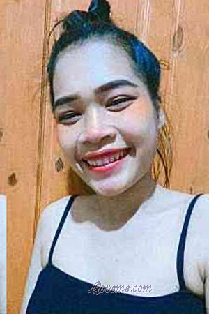 213070 - Chittarat Age: 30 - Thailand