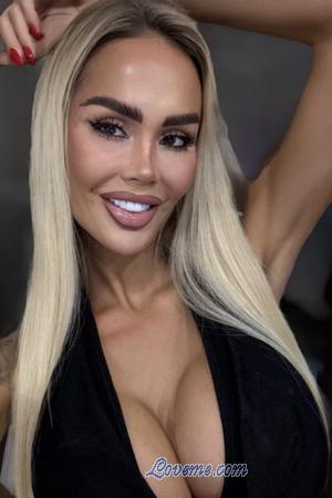 217298 - Elisabeth Age: 25 - Czech Republic