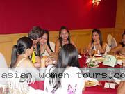 066-filipino-women