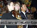 women tour mariupol 0406 71
