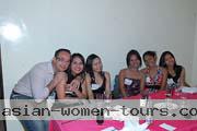 young-filipino-women-012