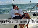 cartagena-women-boat-1104-24